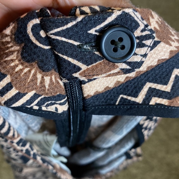 By Anthropologie Drapey Flare Bell Bottom Mod Tropical Tribal Print Pant 14 - Picture 13 of 16